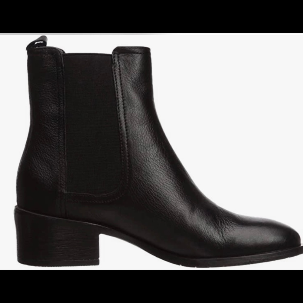 Kenneth Cole Chelsea Boots